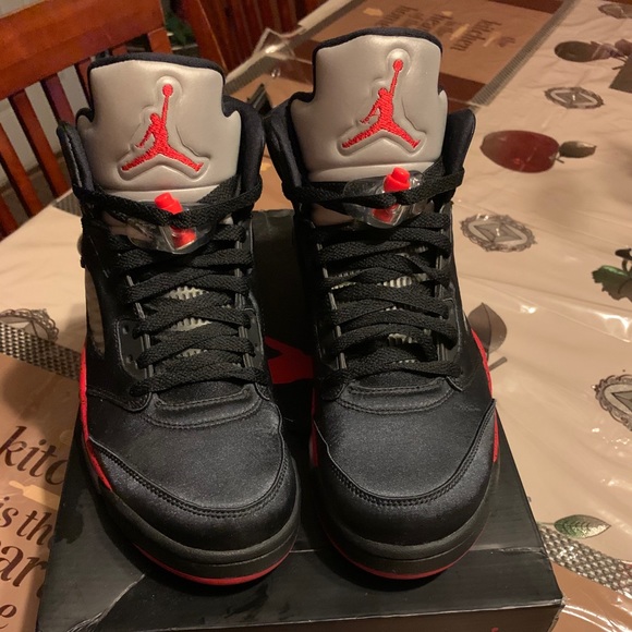 Jordan Other - Jordan 5 satin bred